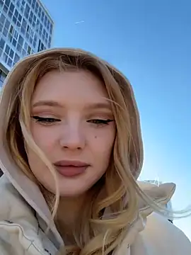 Snapshot of AmmyHot chatting on October 18, 2025, 4:14 am AmmyHot online show from October 18, 2025, 4:14 am