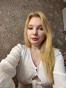 Snapshot of AmmyHot chatting on November 8, 2025, 4:16 am AmmyHot online show from November 8, 2025, 4:16 am