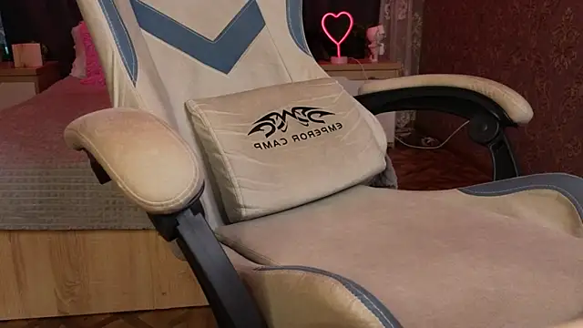 Jeffre y online show from February 9, 2025, 10:20 am