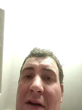 Snapshot of jd24240 chatting on February 14, 2026, 3:18 am jd24240 online show from February 14, 2026, 3:18 am