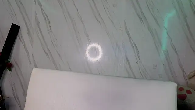 Snapshot of jeimy_garcia chatting on October 22, 2025, 12:04 pm jeimy garcia online show from October 22, 2025, 12:04 pm