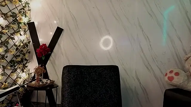 Snapshot of jeimy_garcia chatting on November 4, 2025, 12:09 pm jeimy garcia online show from November 4, 2025, 12:09 pm