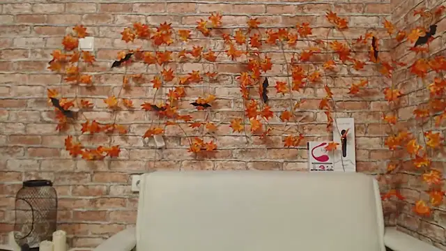 Amelia Kiss  online show from November 6, 2025, 12:47 am