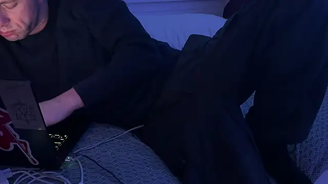 Snapshot of CupidZass chatting on January 9, 2026, 11:44 pm CupidZass online show from January 9, 2026, 11:44 pm