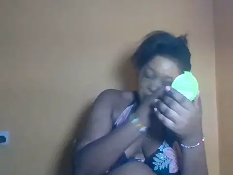 Snapshot of Prettyblackgal chatting on May 28, 2026, 9:32 pm Prettyblackgal online show from May 28, 2026, 9:32 pm