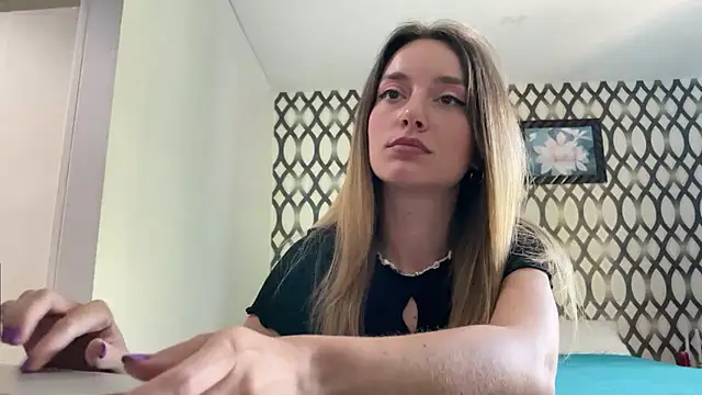 SirenaBelle online show from February 8, 2025, 4:25 am