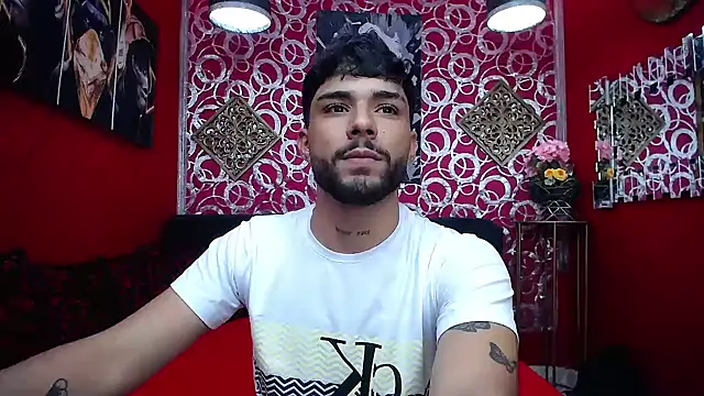 Alex BigDickkk online show from June 1, 2026, 7:13 pm