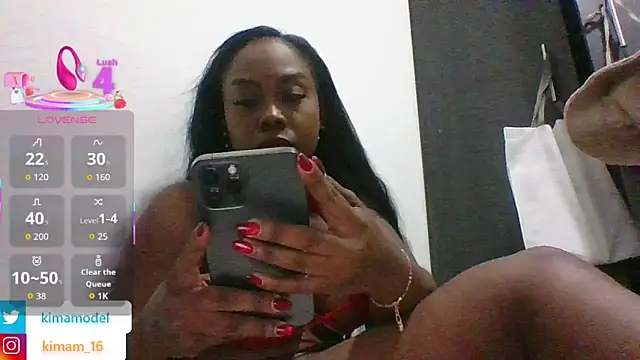 Snapshot of Kima1_ chatting on October 29, 2025, 11:25 pm Kima1 online show from October 29, 2025, 11:25 pm