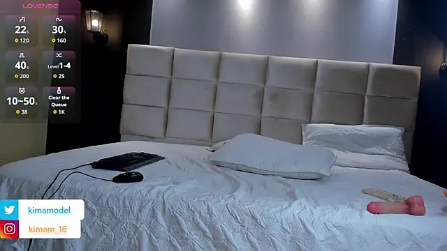 Snapshot of Kima1_ chatting on September 17, 2025, 8:00 pm Kima1 online show from September 17, 2025, 8:00 pm