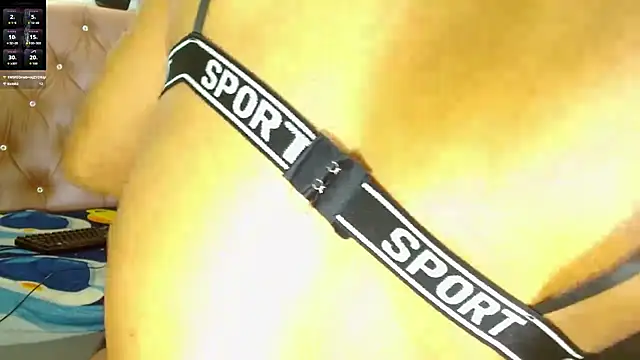 Snapshot of jenny-big-cock chatting on November 3, 2025, 3:15 pm jenny-big-cock online show from November 3, 2025, 3:15 pm