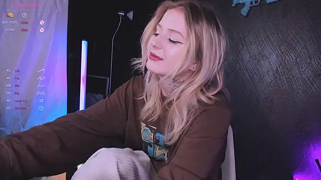 little grinch666 online show from December 20, 2025, 6:11 pm