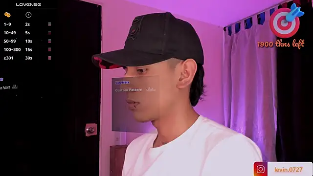 Snapshot of Levin_Hikaru chatting on March 6, 2026, 4:18 am Levin Hikaru online show from March 6, 2026, 4:18 am