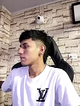 Levin Hikaru online show from March 13, 2025, 12:37 am