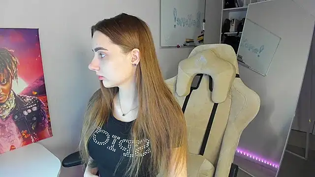 Snapshot of __SilviaAbby__ chatting on January 24, 2025, 3:54 am   SilviaAbby   online show from January 24, 2025, 3:54 am