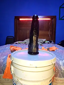 Ricorryxh online show from November 22, 2025, 6:23 am