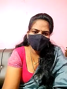 Snapshot of melina214 chatting on October 22, 2025, 3:50 am melina214 online show from October 22, 2025, 3:50 am
