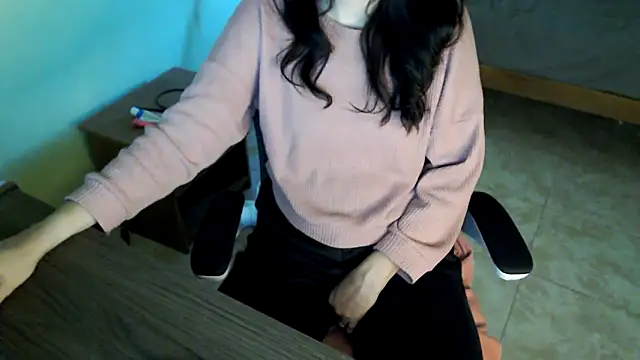 samantha s69 online show from February 12, 2026, 11:43 am