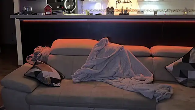 Missy baby online show from December 14, 2025, 8:14 pm