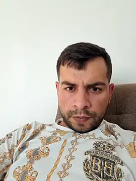 hornny1995 online show from September 16, 2025, 1:56 pm