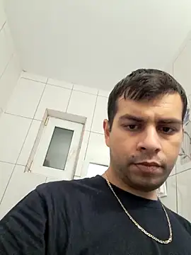 hornny1995 online show from October 14, 2025, 4:29 pm