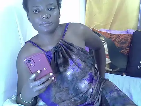 Snapshot of Sweetreena chatting on May 20, 2026, 4:04 pm Sweetreena online show from May 20, 2026, 4:04 pm