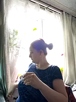 Sakura Green online show from April 25, 2026, 9:23 am