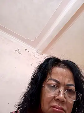 Hotestlove online show from November 28, 2025, 11:49 pm