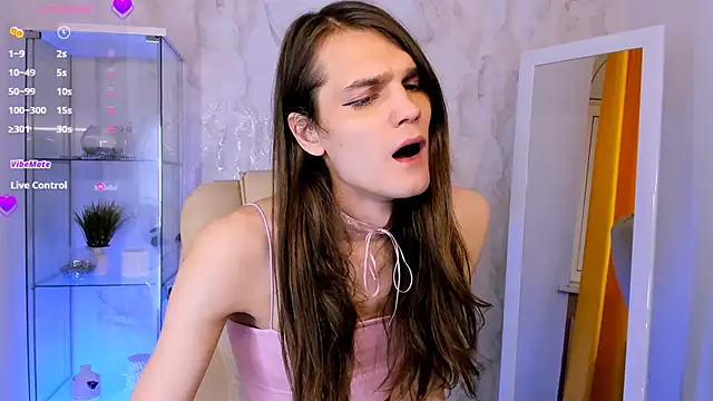 Will Will  online show from December 5, 2025, 9:01 pm