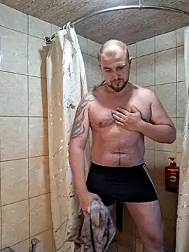 Snapshot of Foxyshaved chatting on June 23, 2026, 6:11 am Foxyshaved online show from June 23, 2026, 6:11 am