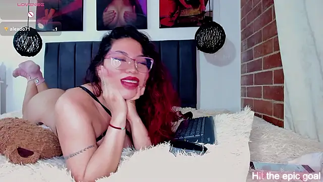 kyliejenner hot online show from February 3, 2026, 6:40 am