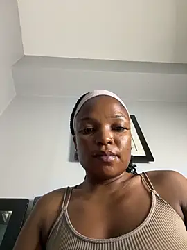 slimcateee online show from October 4, 2025, 6:31 pm