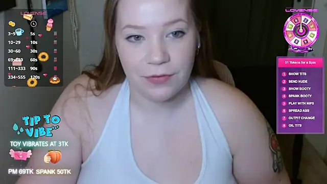 Snapshot of MissLolaLuxxx chatting on July 10, 2026, 11:38 pm MissLolaLuxxx online show from July 10, 2026, 11:38 pm