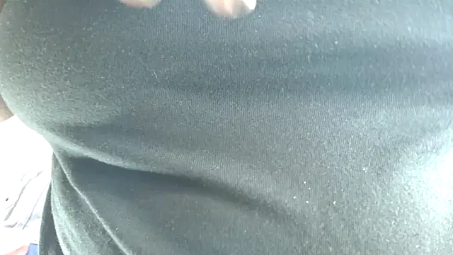 Snapshot of Indian_tracy chatting on November 15, 2025, 10:08 am Indian tracy online show from November 15, 2025, 10:08 am