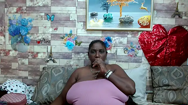 Snapshot of Indian_tracy chatting on March 19, 2025, 2:02 pm Indian tracy online show from March 19, 2025, 2:02 pm