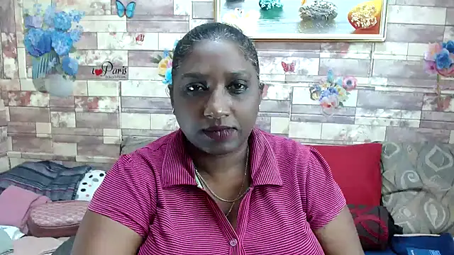 Snapshot of Indian_tracy chatting on October 14, 2025, 9:10 am Indian tracy online show from October 14, 2025, 9:10 am
