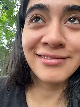 Snapshot of ZarahEvans chatting on November 3, 2025, 7:50 pm ZarahEvans online show from November 3, 2025, 7:50 pm