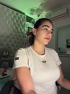 ZarahEvans online show from March 27, 2026, 9:05 pm