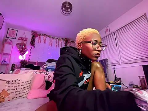 VixenCapri online show from January 15, 2026, 11:08 pm