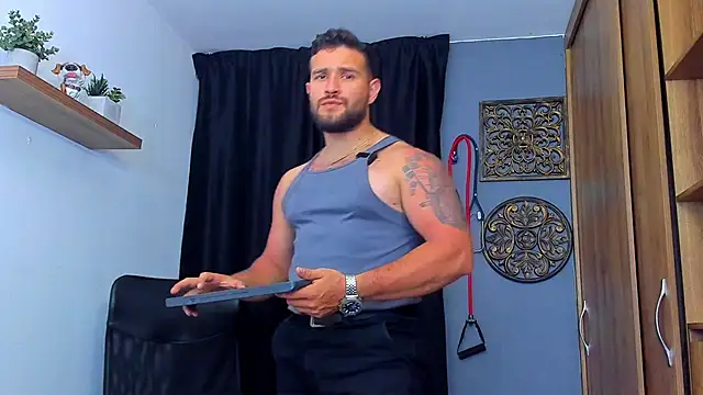 AndrewDiaz online show from March 15, 2026, 3:46 am