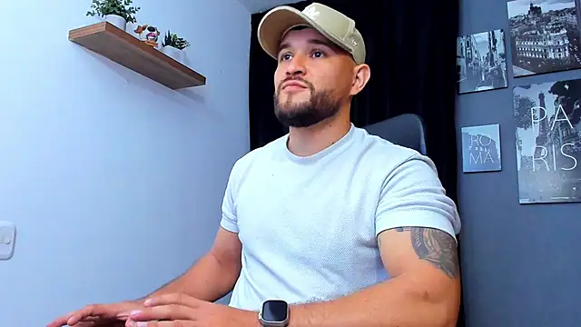 Snapshot of AndrewDiaz chatting on November 16, 2025, 9:58 am AndrewDiaz online show from November 16, 2025, 9:58 am