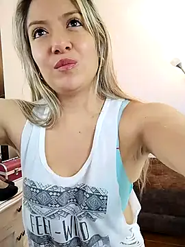 valeriahunter1 online show from December 23, 2024, 10:55 pm