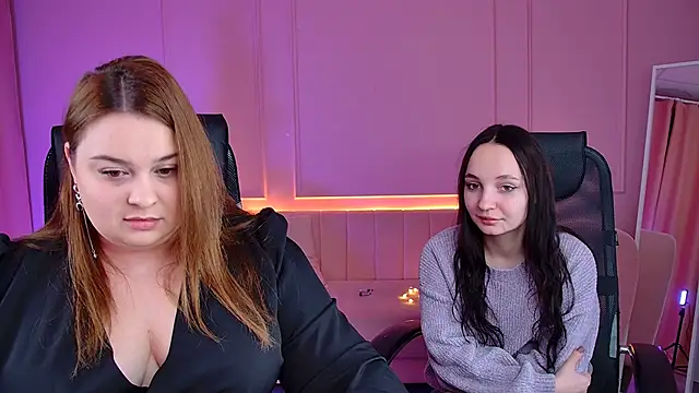 KimberlyMaran online show from December 20, 2025, 3:15 pm