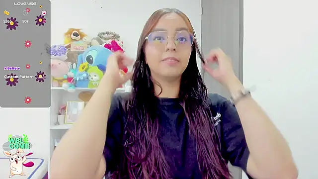 Snapshot of Valery7rose_ chatting on May 23, 2026, 3:11 pm Valery7rose online show from May 23, 2026, 3:11 pm