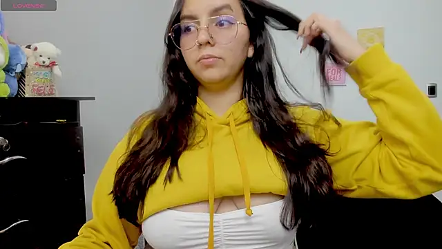 Snapshot of Valery7rose_ chatting on September 12, 2025, 9:14 pm Valery7rose online show from September 12, 2025, 9:14 pm