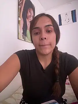 Snapshot of JuanaSimons chatting on July 26, 2026, 10:05 pm JuanaSimons online show from July 26, 2026, 10:05 pm