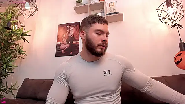 Snapshot of SebastianVilla_ chatting on October 24, 2025, 11:04 pm SebastianVilla online show from October 24, 2025, 11:04 pm