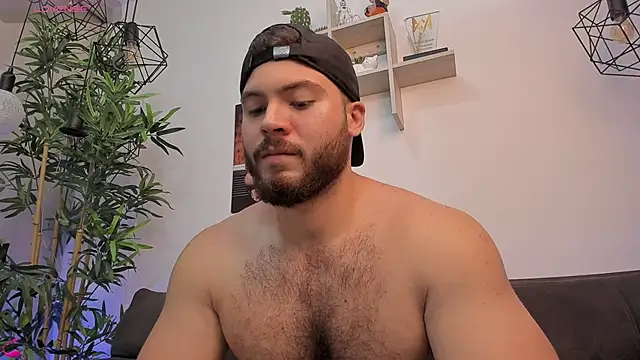 Snapshot of SebastianVilla_ chatting on November 15, 2025, 11:42 pm SebastianVilla online show from November 15, 2025, 11:42 pm