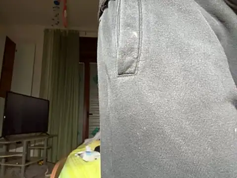 Snapshot of Drogon1000 chatting on April 12, 2026, 1:03 pm Drogon1000 online show from April 12, 2026, 1:03 pm