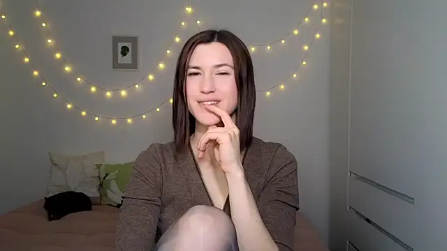 AliciaNewell online show from May 29, 2026, 4:13 pm