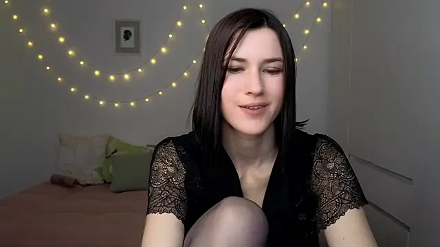 AliciaNewell online show from May 21, 2026, 4:26 pm